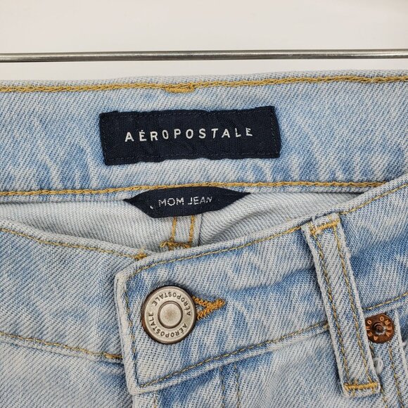 Aeropostale Light Wash Button Fly Women's Denim Mom Jeans Size 6 - Picture 3 of 10